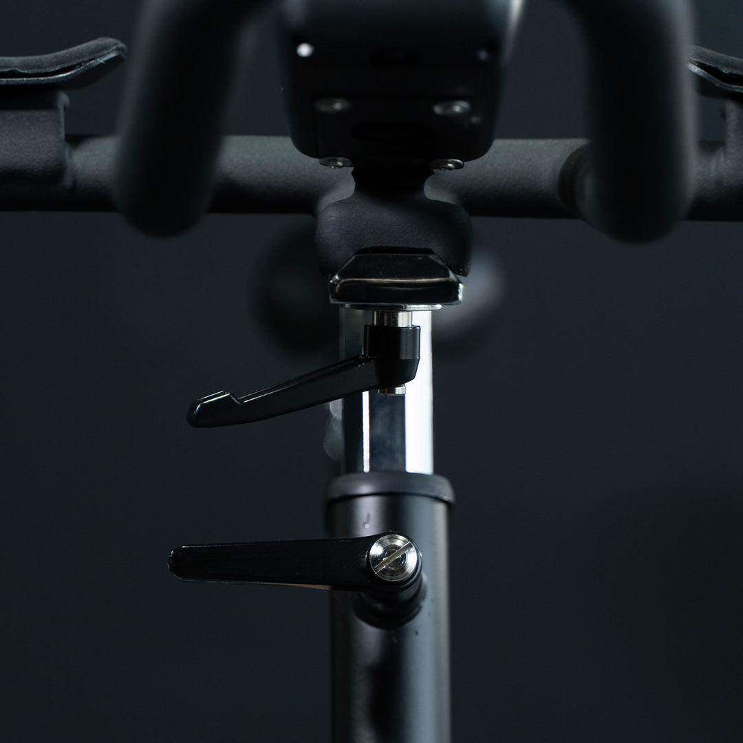 Vélo d'appartement R-18